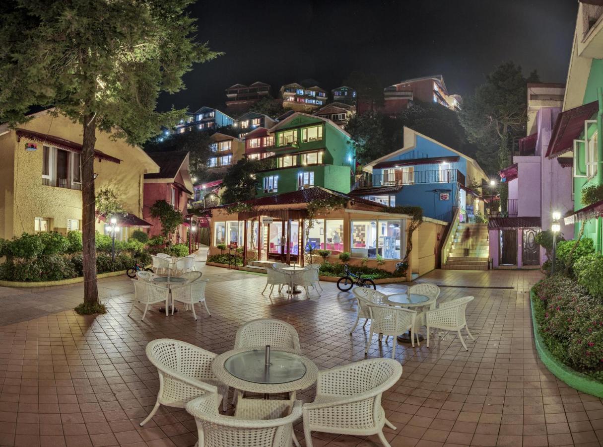 Отель Club Mahindra Массури Экстерьер фото