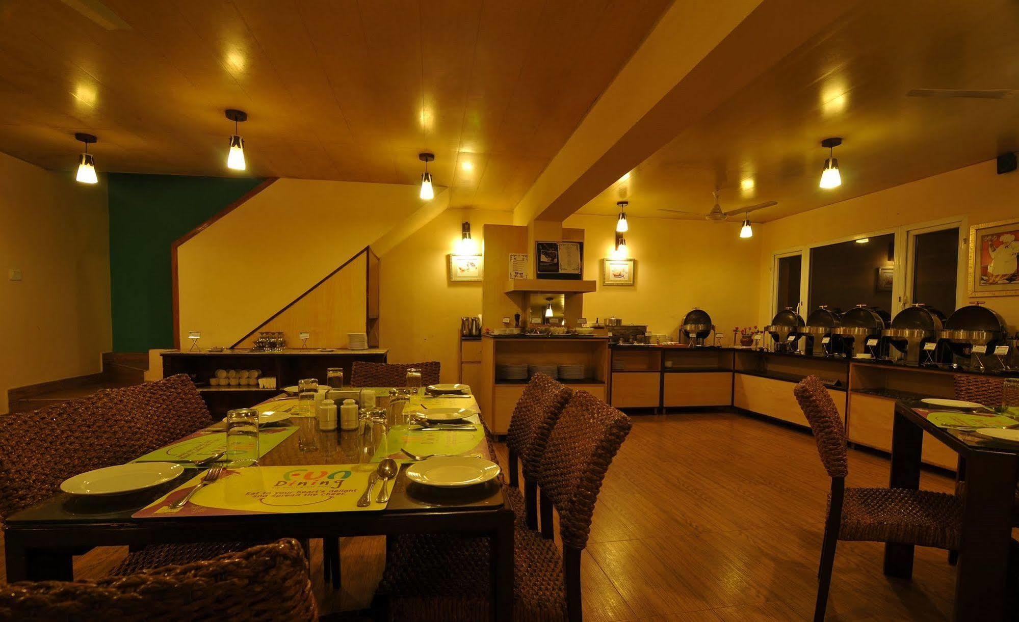Отель Club Mahindra Массури Экстерьер фото