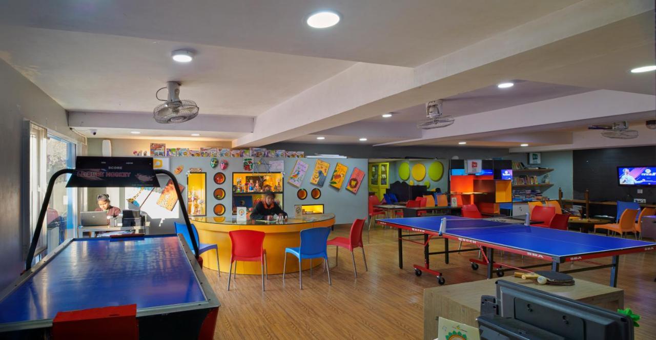 Отель Club Mahindra Массури Экстерьер фото